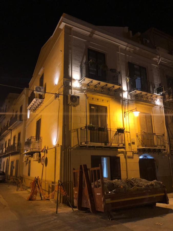 Dimora Castelli Hotell Palermo Eksteriør bilde